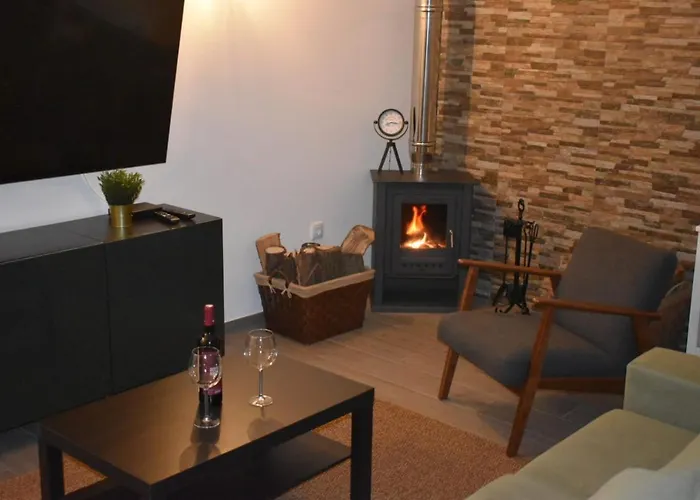 Casa Da - Pool & Hot Tub With Mountain View In Geres Villa *